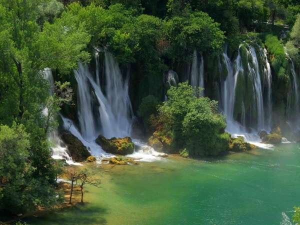 Ouzoud-Waterfalls (2)