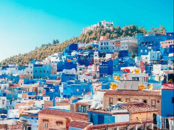 4 Days tour from Casablanca to Chefchaouen and Fes
